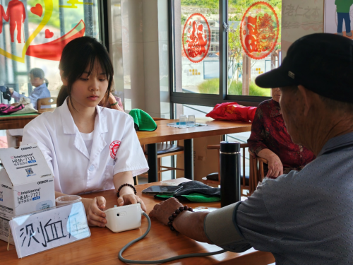 践行医者初心路：温医大仁济学子海岛七月支医活动纪实